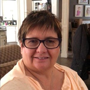 Meet your Posher, Debbie